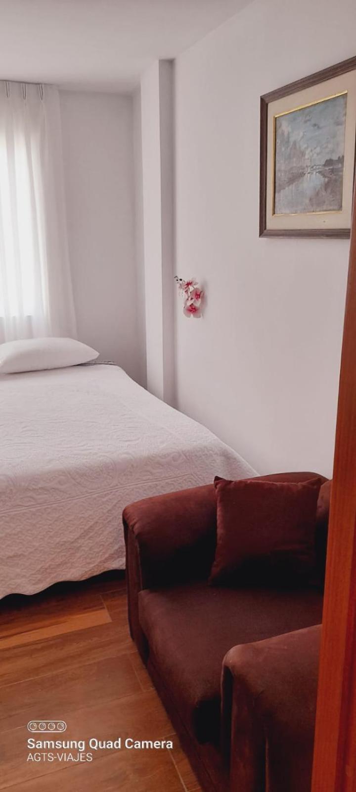 Homestay Turistico Chorrillos Suenos De Luna *
